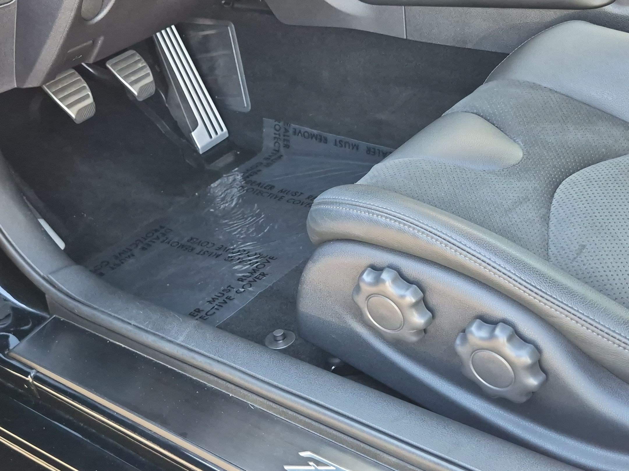Used 2024 Nissan Z Performance w/ Floor Mat Package RWD image 17