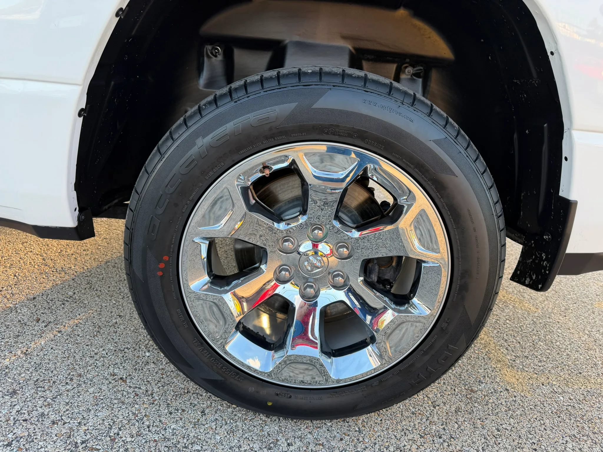 Used 2022 RAM 1500 Big Horn AWD/4WD image 15
