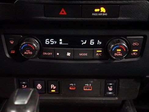Used 2022 Nissan Frontier PRO-4X w/ Pro-4X Premium Package AWD/4WD image 21