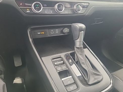 Used 2024 Honda CR-V EX image 16