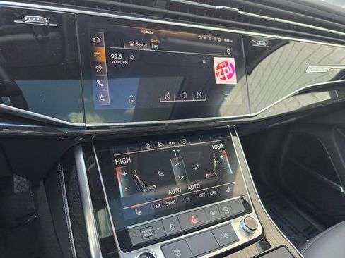 Used 2025 Audi Q7 3.0T Premium Plus image 25