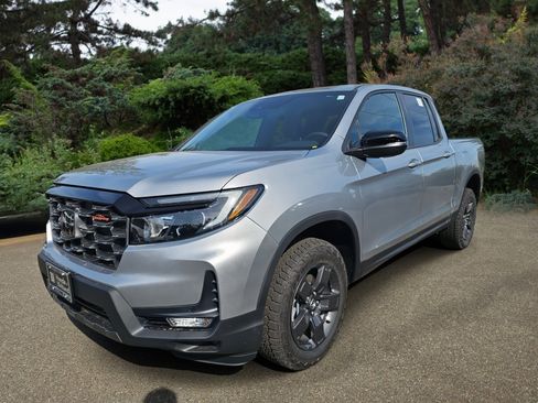 New 2026 Honda Ridgeline TrailSport image 3