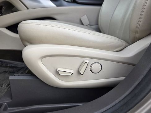 Used 2019 Lincoln Nautilus FWD image 14