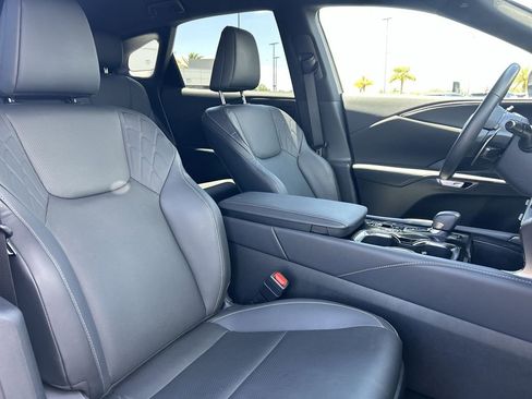 Used 2025 Lexus RX 350 FWD w/ Technology Package image 16