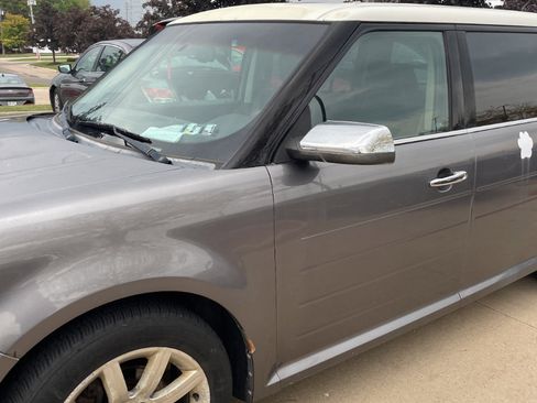 Used 2009 Ford Flex Limited image 6