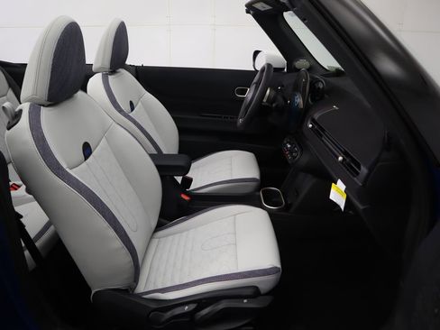 Used 2026 MINI Cooper Convertible image 30