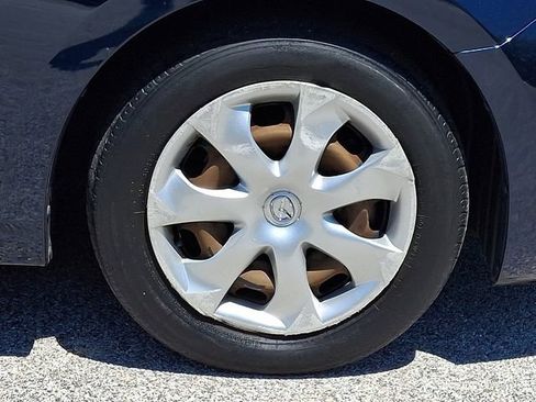 Used 2017 MAZDA MAZDA3 Sport FWD image 11