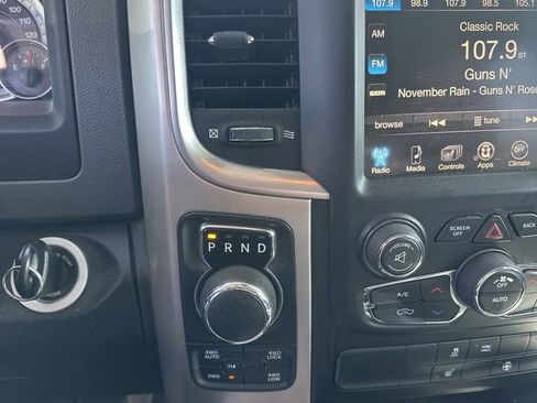 Used 2017 RAM 1500 Big Horn AWD/4WD image 11