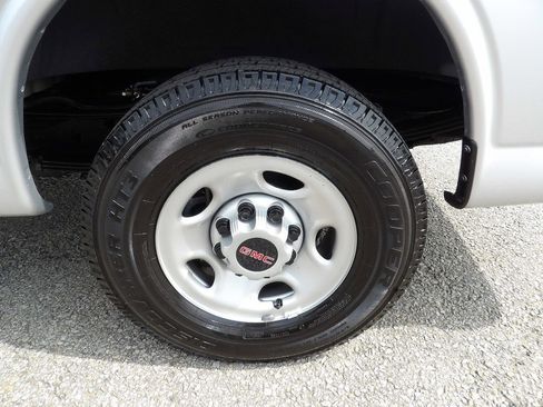 Used 2023 GMC Savana 2500 w/ Driver Convenience Package RWD image 49