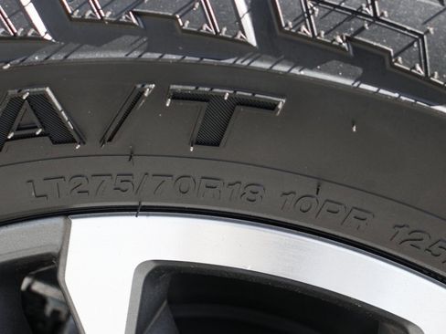 Used 2021 GMC Sierra 3500 SLE w/ SLE Value Package image 38