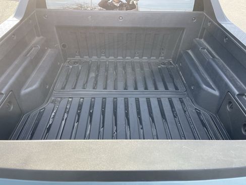 Used 2024 Hyundai Santa Cruz SE image 24