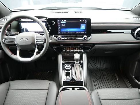 New 2025 Chevrolet Colorado Z71 w/ Technology Package image 25