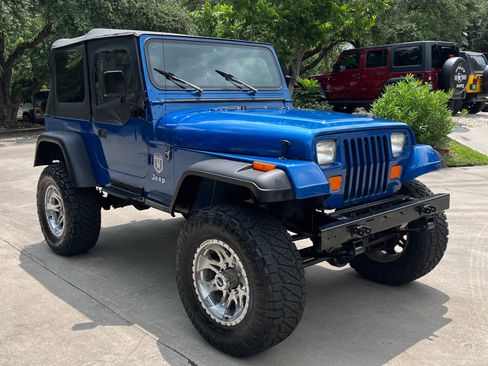 Used 1991 Jeep Wrangler Islander image 14