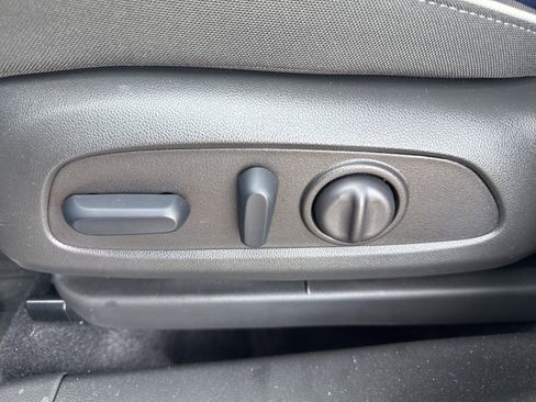 New 2025 Chevrolet TrailBlazer LT w/ Convenience Package image 35