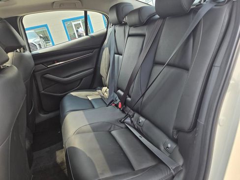 Used 2025 MAZDA MAZDA3 s FWD image 10