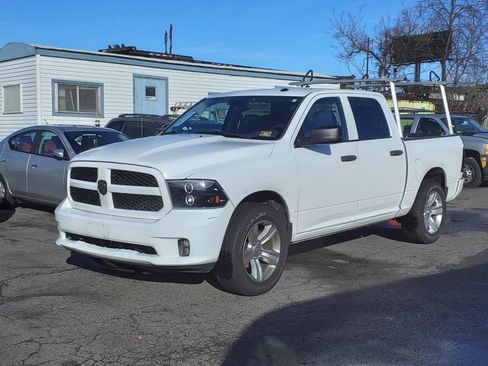 Used 2015 RAM 1500 Express image 3
