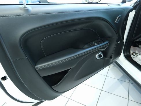 Used 2022 Dodge Challenger R/T Scat Pack image 16