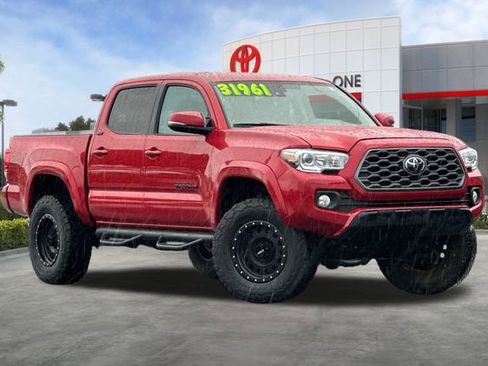 Certified 2020 Toyota Tacoma SR5 w/ Technology Package image 2