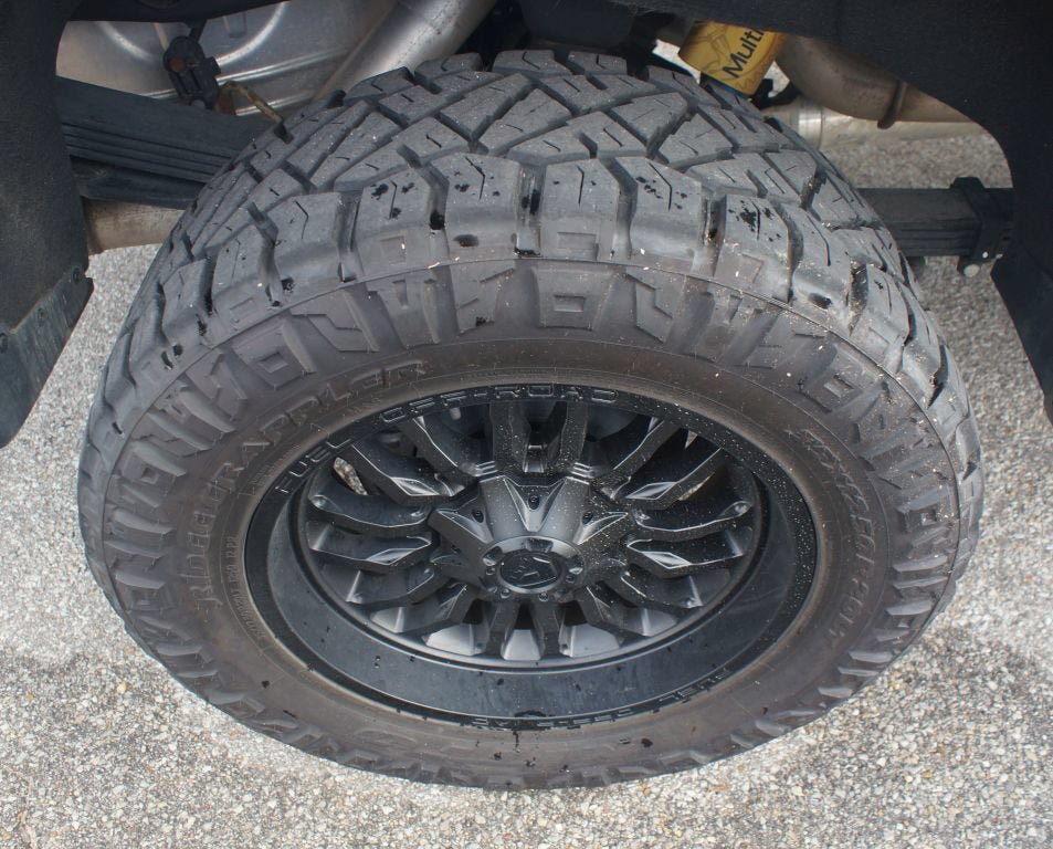 Used 2025 GMC Sierra 2500 AT4X AWD/4WD image 25