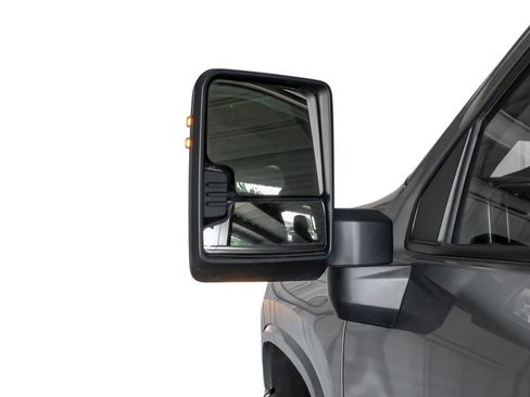 Used 2025 Chevrolet Silverado 2500 LT w/ Convenience Package image 40