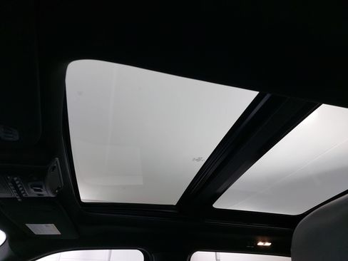 Used 2020 Ford F150 Raptor w/ Equipment Group 802A Luxury image 31