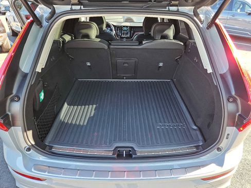 Certified 2024 Volvo XC60 B5 Ultimate w/ Protection Package Premier AWD/4WD image 26