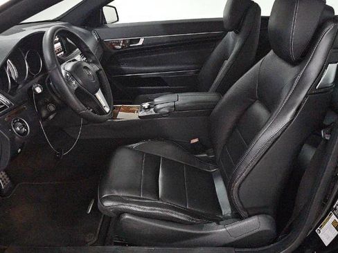 Used 2020 Jaguar F-PACE Premium image 7