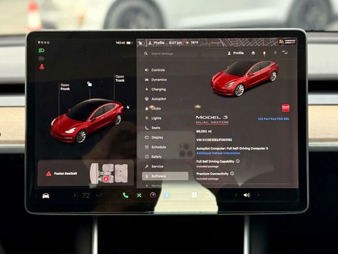 Used 2018 Tesla Model 3 Performance image 15