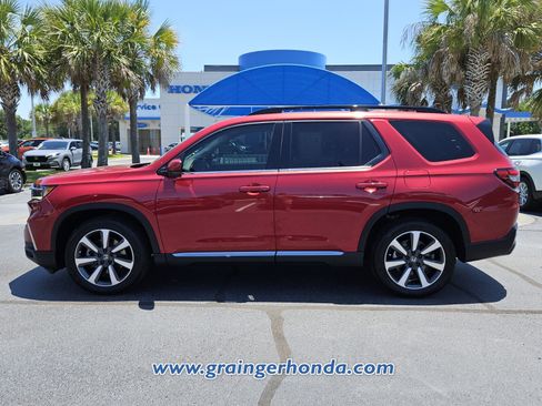 Certified 2023 Honda Pilot Elite image 2