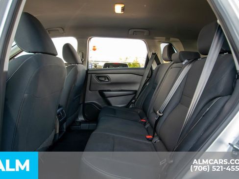 Used 2024 Nissan Rogue S image 10