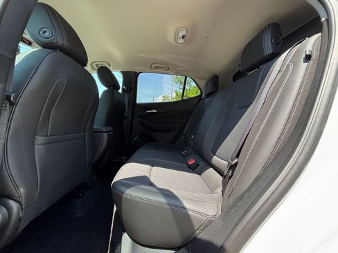 Used 2025 Buick Encore GX Preferred FWD image 22