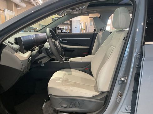 New 2026 Hyundai Sonata SEL FWD image 8