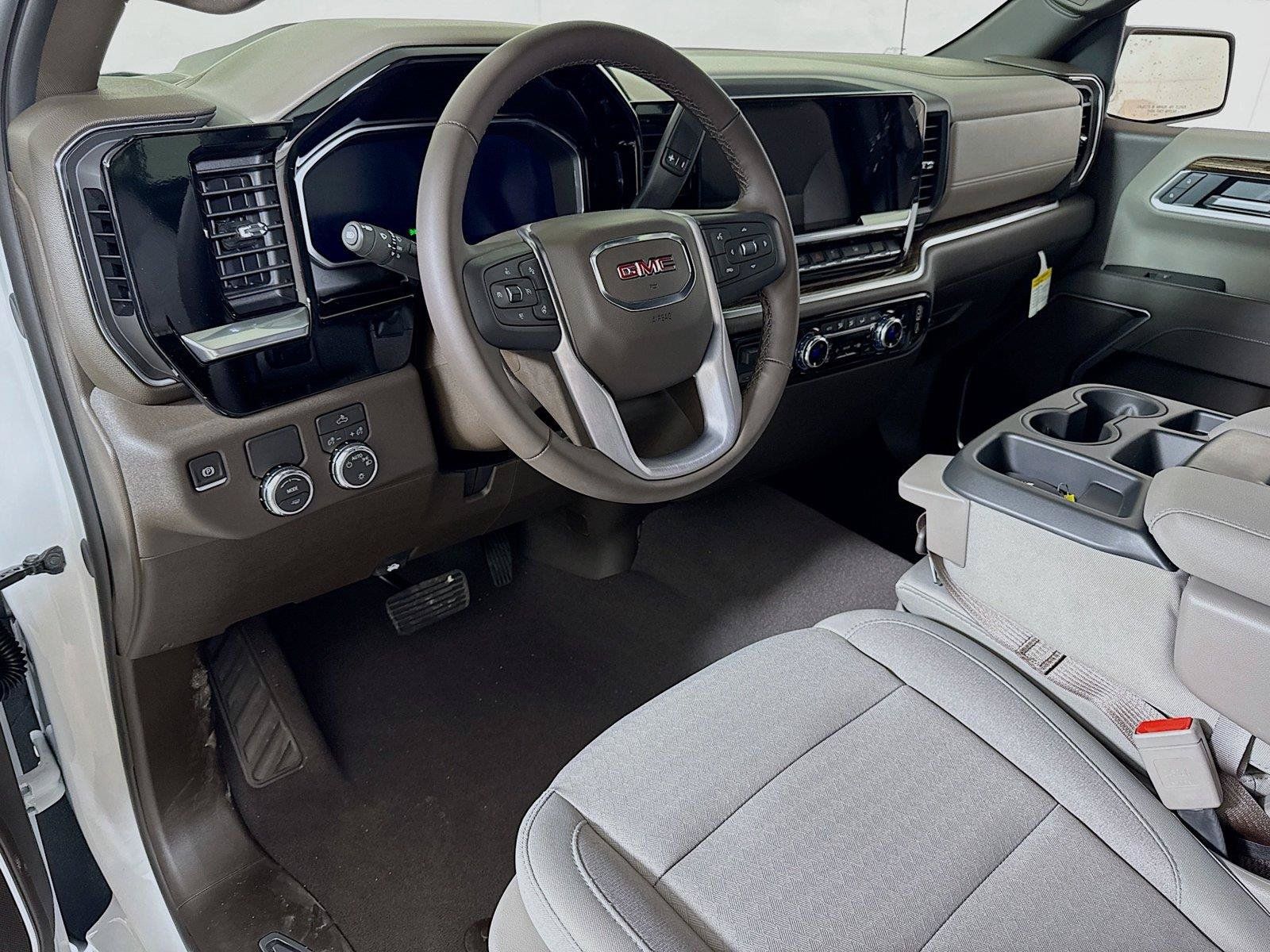 New 2026 GMC Sierra 1500 SLE w/ Preferred Package RWD image 5