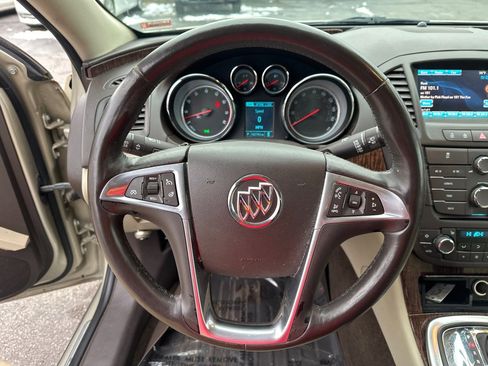 Used 2013 Buick Regal Premium image 10