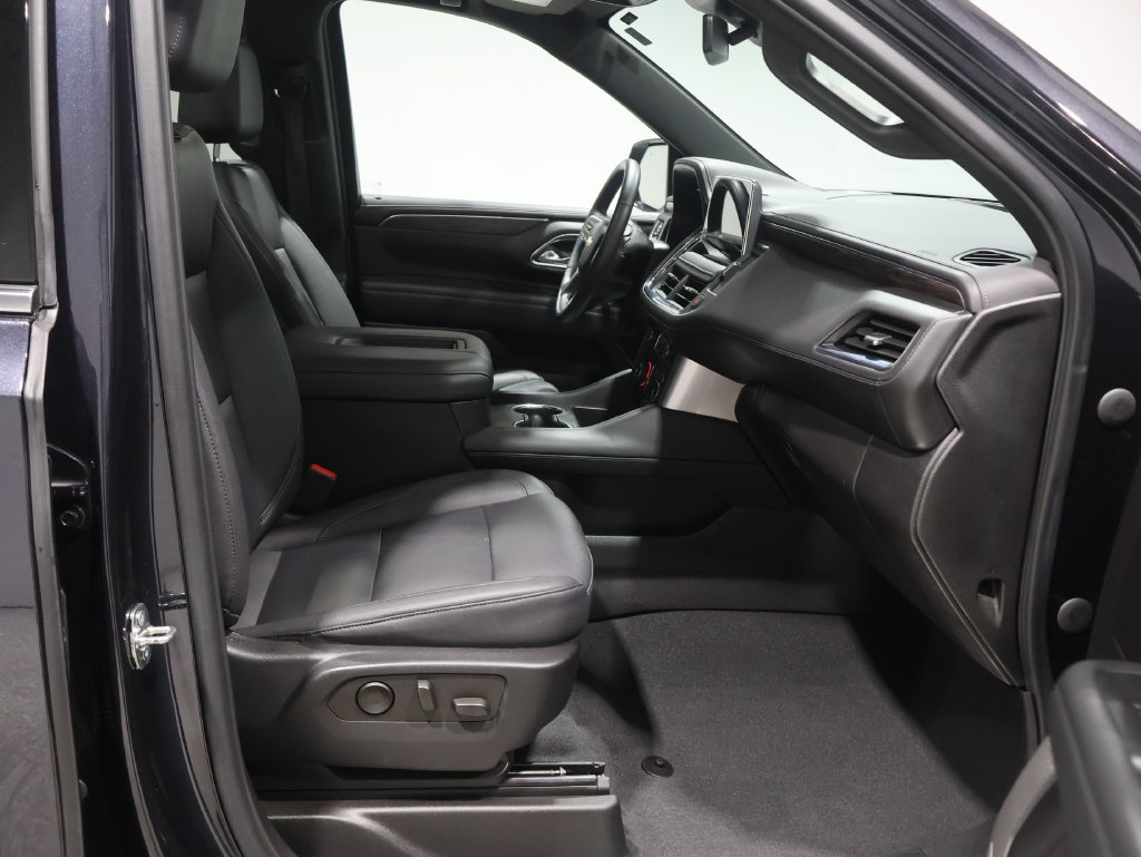 Used 2023 Chevrolet Tahoe LT w/ LT Signature Plus Package AWD/4WD image 28