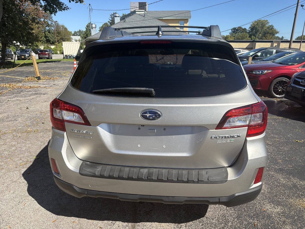 Used 2017 Subaru Outback 2.5i Premium AWD/4WD image 8