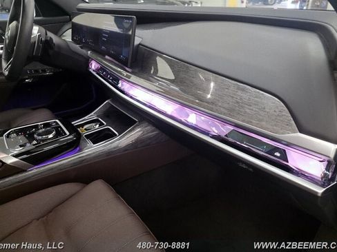 Used 2024 BMW 740i xDrive w/ Executive Package AWD/4WD image 36