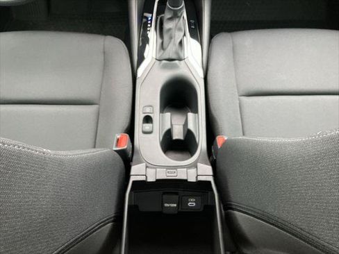 Certified 2025 Toyota Corolla LE FWD image 17