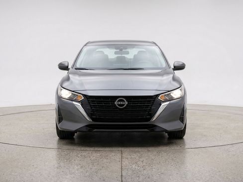 Used 2025 Nissan Sentra S image 2