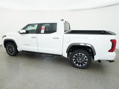 New 2026 Toyota Tundra Limited AWD/4WD image 4