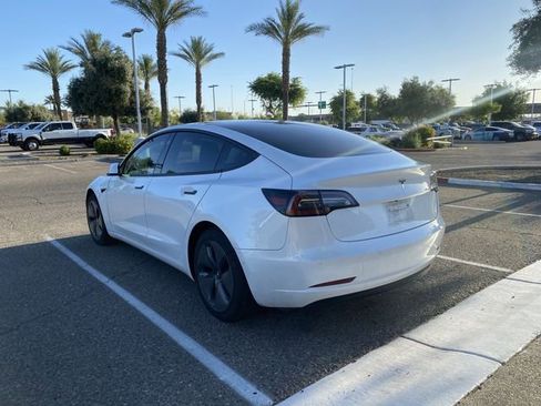 Used 2020 Tesla Model 3 image 2