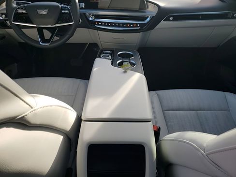 Certified 2024 Cadillac Lyriq Luxury w/ LPO, Floor Liner Package image 20