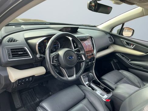 Used 2022 Subaru Ascent Limited w/ Technology Package image 10