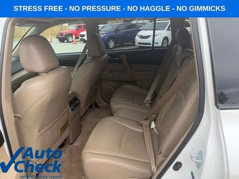 Used 2010 Toyota Highlander Limited AWD/4WD image 8