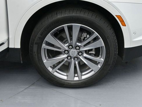 Used 2025 Cadillac XT5 Premium Luxury w/ Technology Package image 37