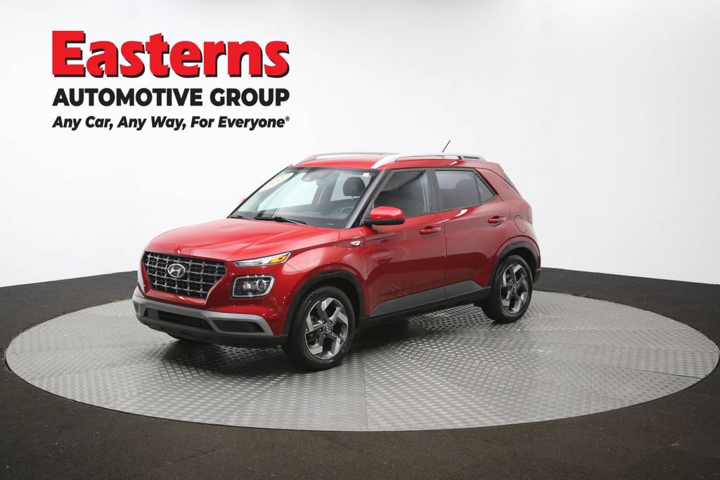 Used 2023 Hyundai Venue Limited FWD image 57