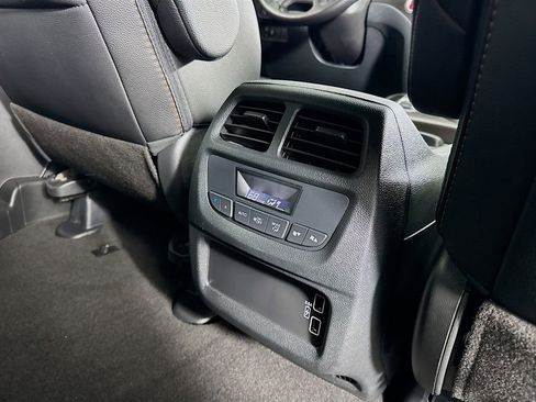 Used 2022 Honda Pilot TrailSport image 34