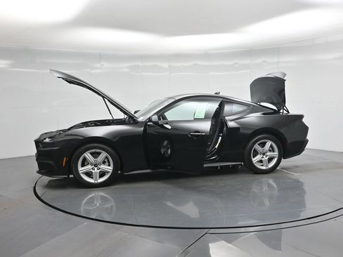 New 2026 Ford Mustang Coupe image 32