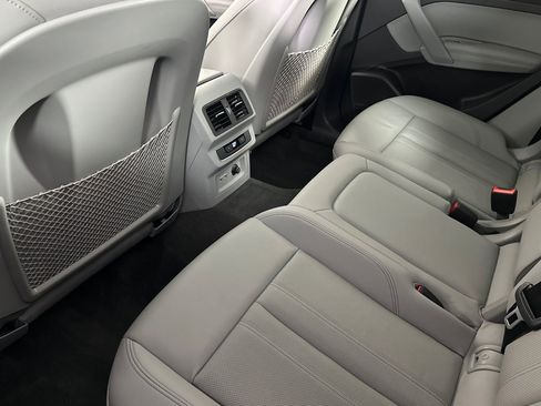 Used 2023 Audi Q5 2.0T Premium Plus w/ Premium Plus Package image 11
