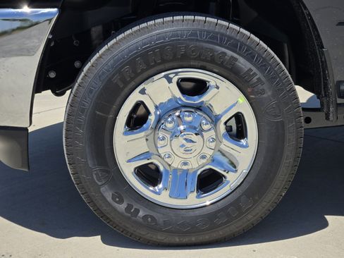 New 2026 RAM 2500 Tradesman AWD/4WD image 9